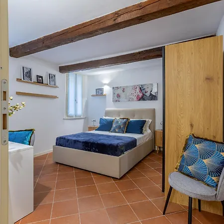 Appartement Guesthost - Charming Int - 3 *