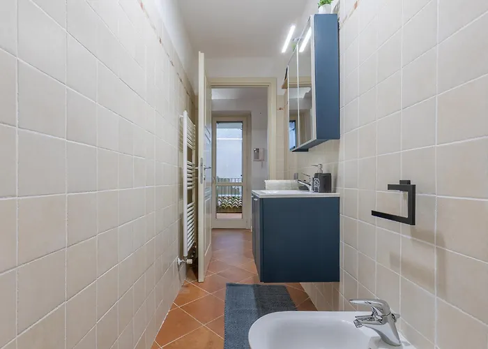 Appartamento Guesthost - Charming Int - 3 Ferrara